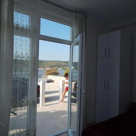Vila Matej Razanj Exterior photo